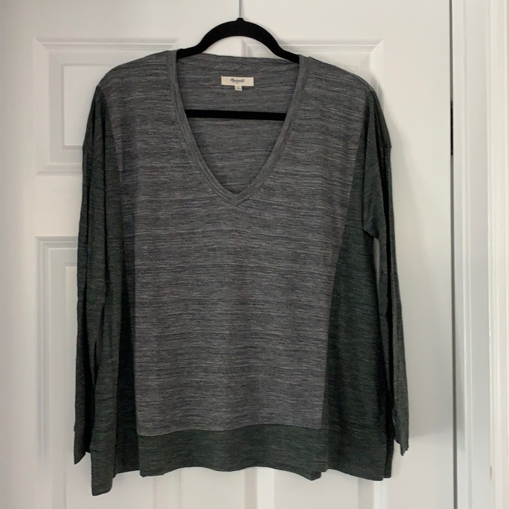 Madewell heathered grey and green long sleeve top
